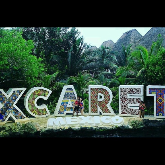 Meet your Posher, Pao - Picture 1 of 1